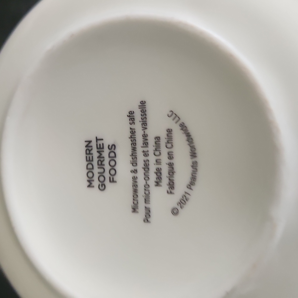 Peanuts Gang Mug - Picture 2 of 3